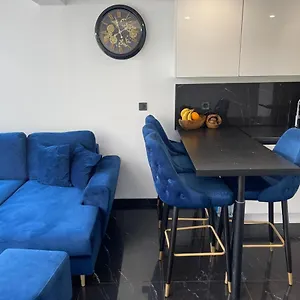 https://tropique-1.fr-provencehotel.com